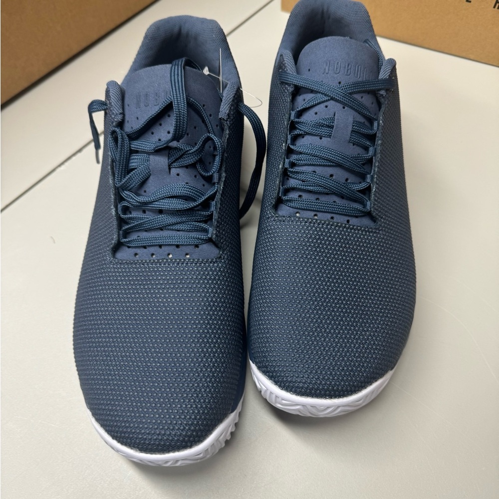 Brand new in box never worn. NOBULL super trainer+